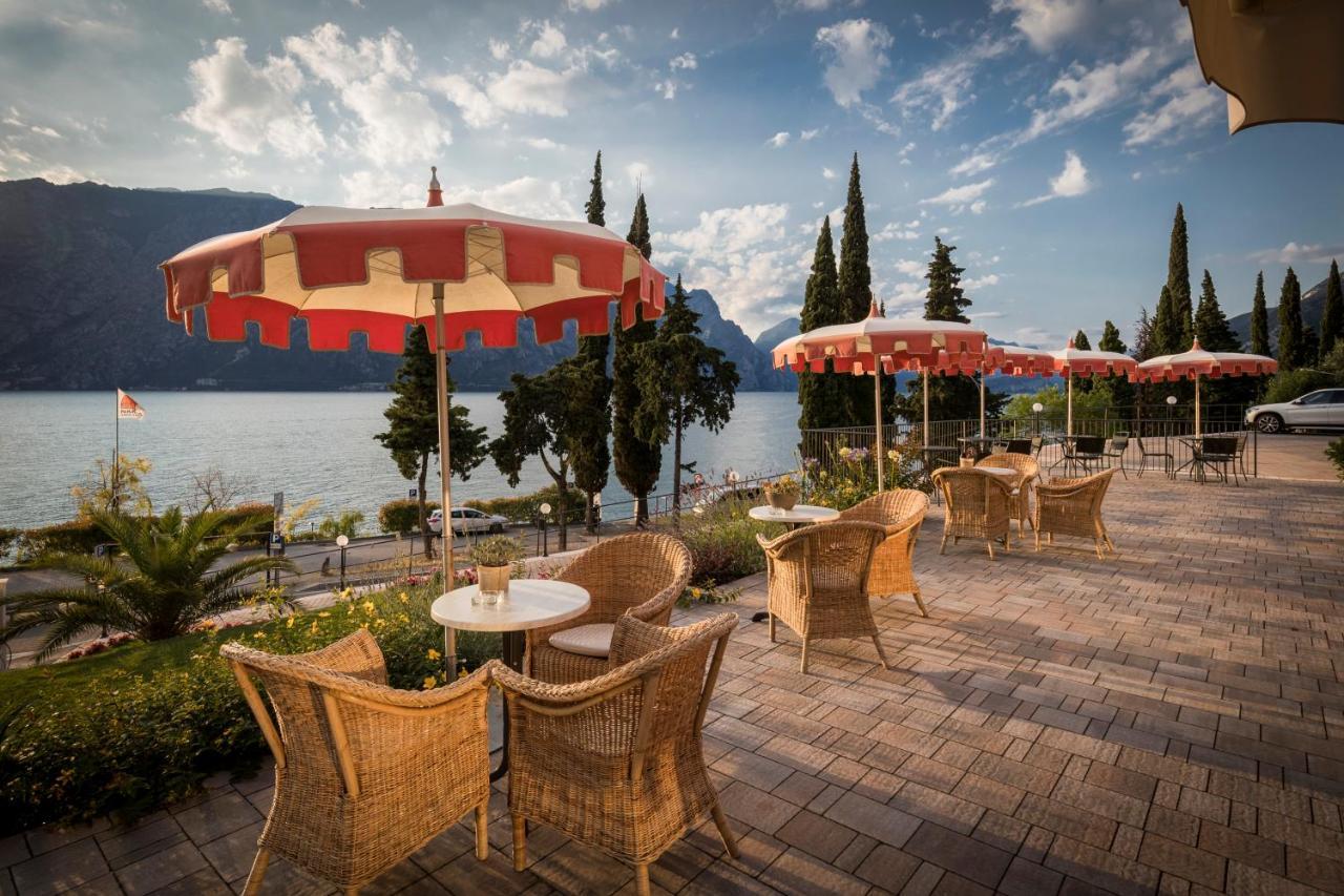 Hotel Oasi Beach Malcesine Bagian luar foto